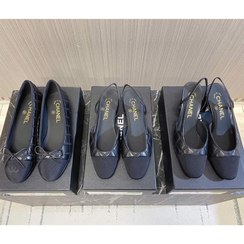 Ch*el sandals